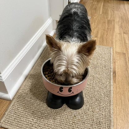 The happy feeder